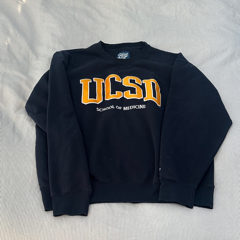 Blue 84 Men's Black and Gold UCSD Crewneck Sweater